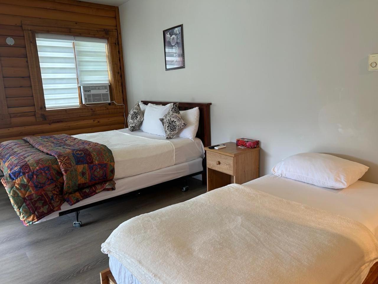 Jade Mountain Motel Chase 외부 사진